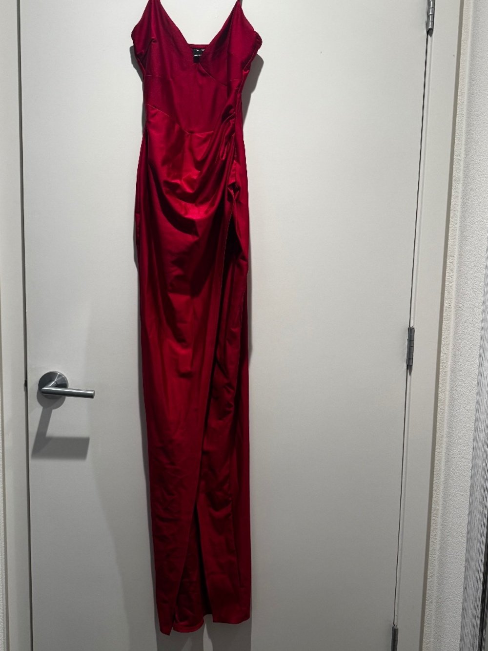 Red bodycon dress